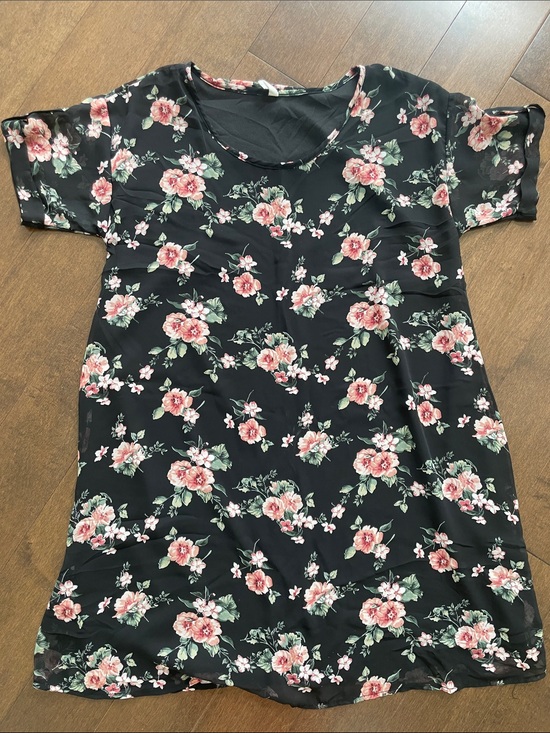 Pinkblush Tops - PinkBlush- Floral Short Sleeve Women's Top - Black with Pink Roses- Maternity